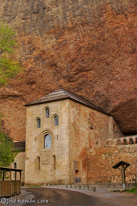 Monasterio de San Juan de la Peña. Santa Cruz de la Serós. Huesca Monasterio de San Juan de la Peña. Santa Cruz de la Serós. Huesca