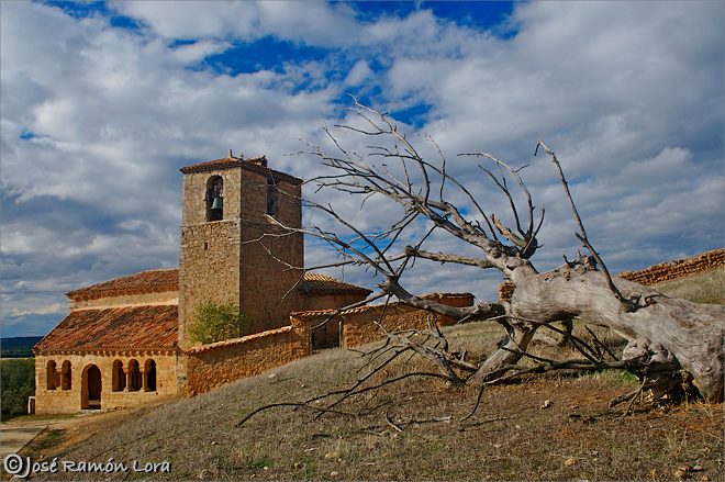 Iglesia de San Martín. Aguilera. Soria Iglesia de San Martín. Aguilera. Soria